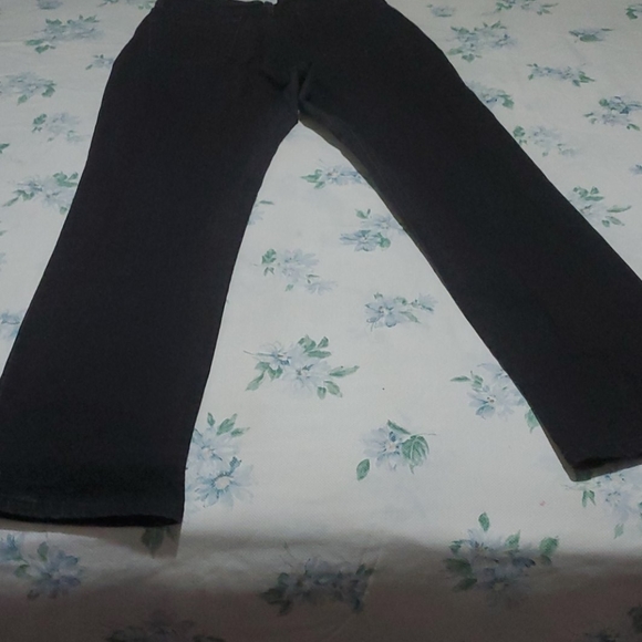 Jeans - Picture 3 of 4